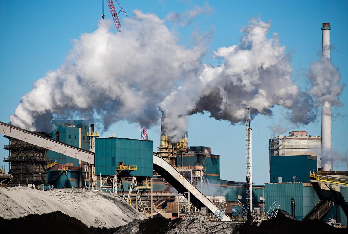 People vs Polluters: Tata Steel in Netherlands. © Marten  van Dijl / Greenpeace