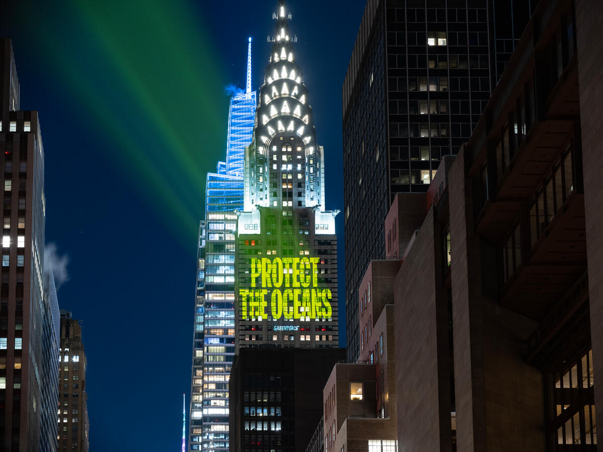 Projection Calling for Ocean Protection in New York. © Greenpeace