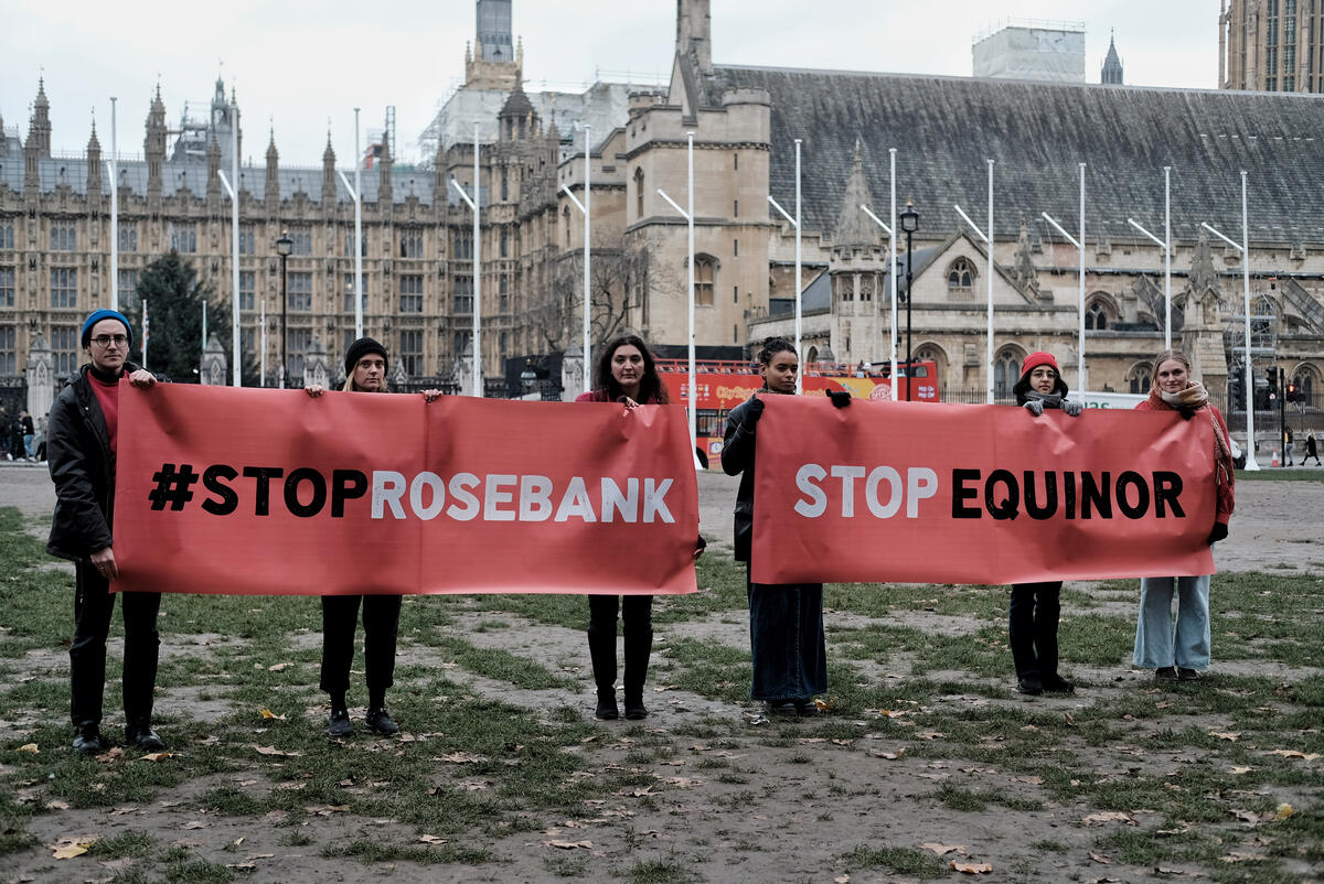 Stop Rosebank Petition in London. © Angela Christofilou / Uplift