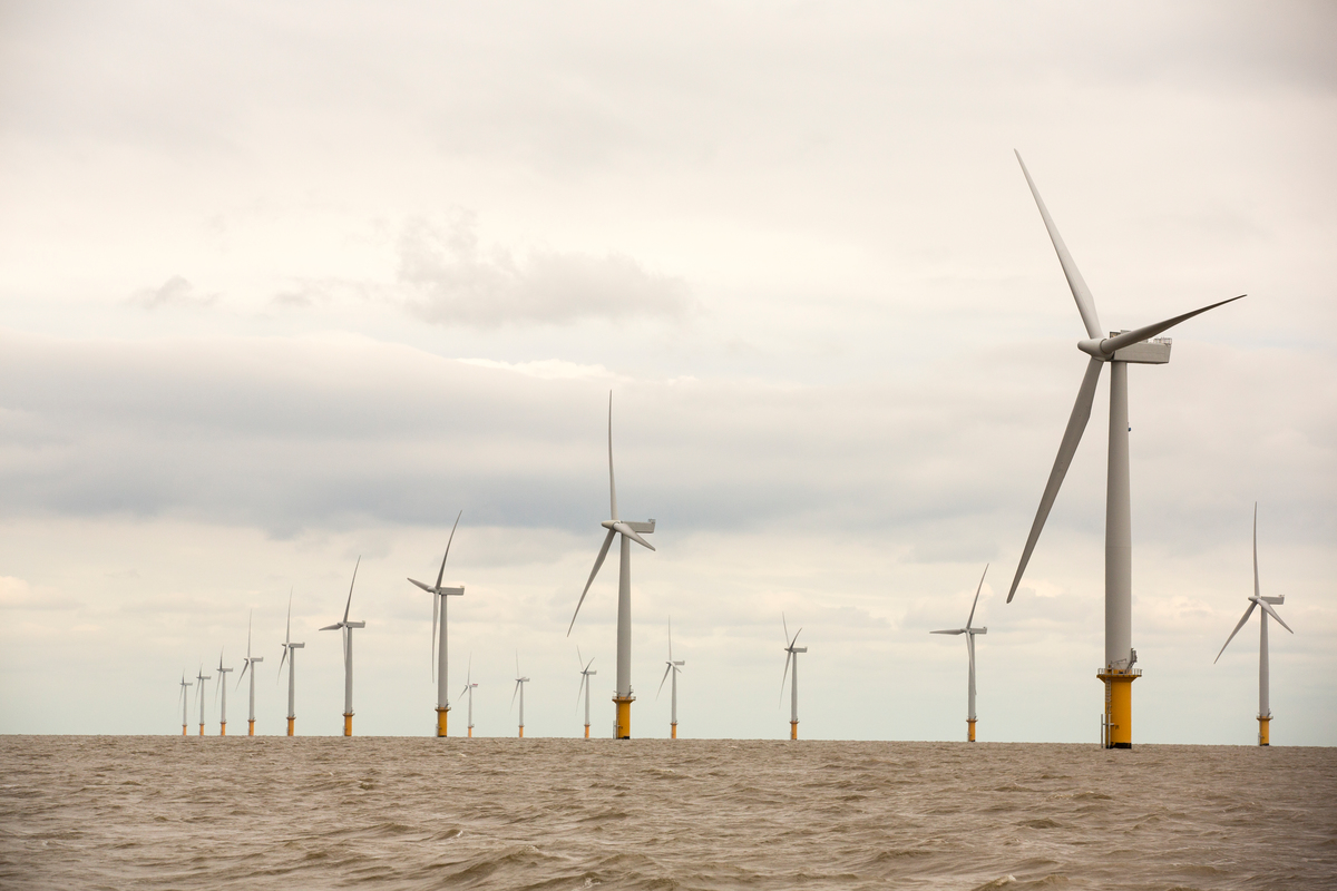 Gunfleet Sands Offshore Windfarm. © Ashley Cooper / Greenpeace