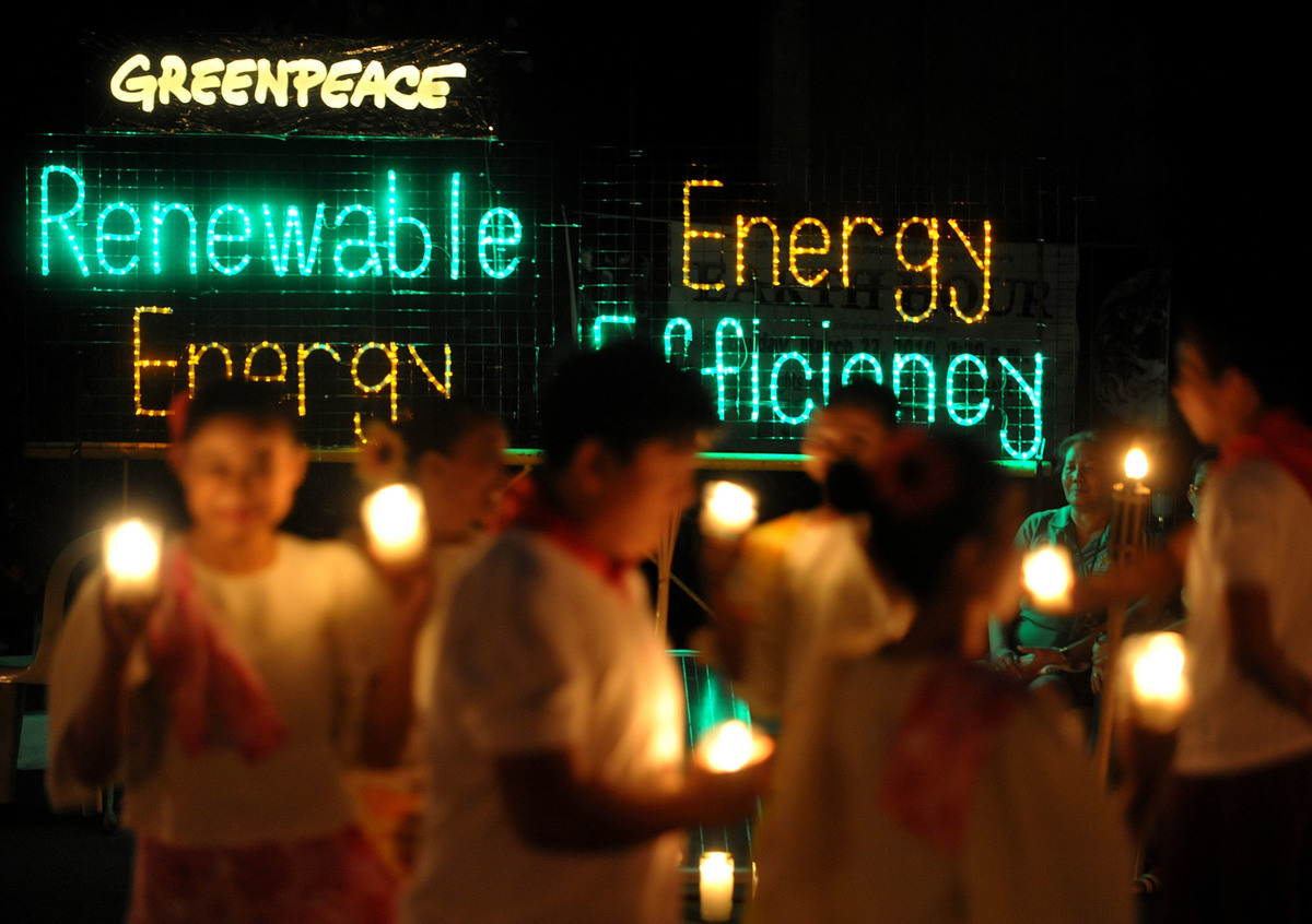 Earth Hour 2010. © Greenpeace