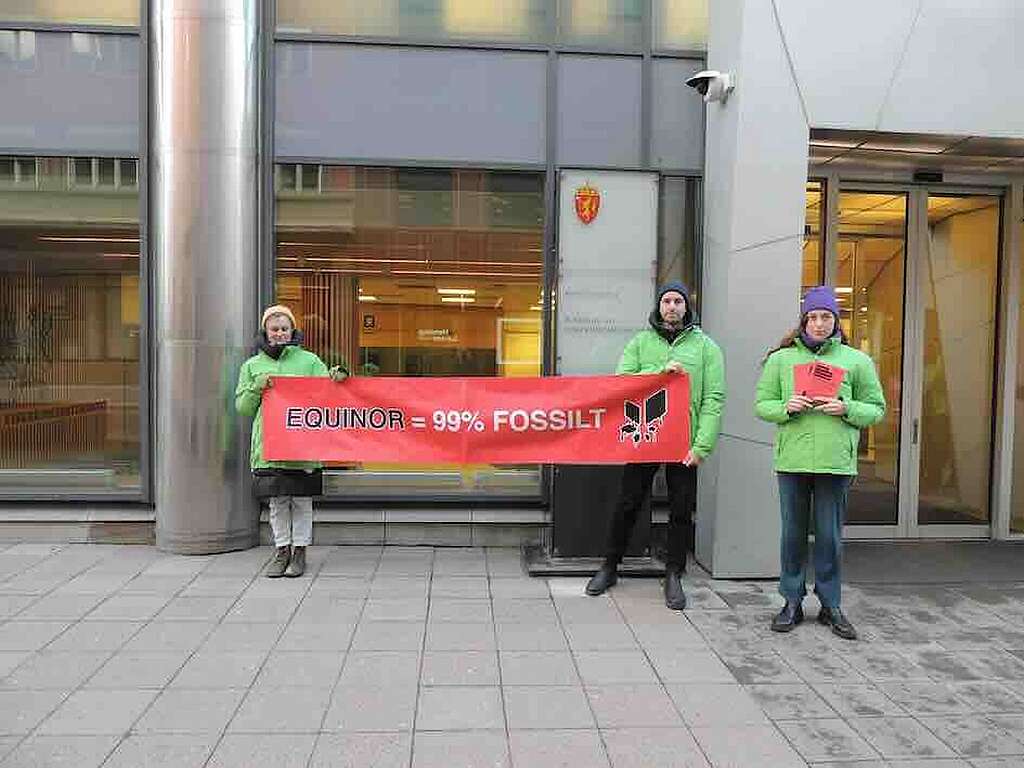 Greenpeace-demonstrasjon utenfor Nærings- og fiskeridepartementet i Oslo