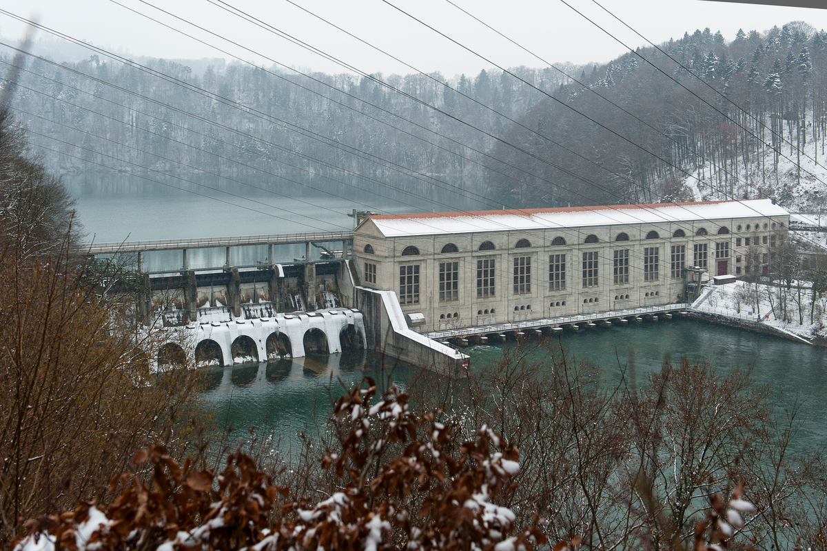 Et vannkraftverk i Sveits. © Greenpeace / Nicolas Fojtu