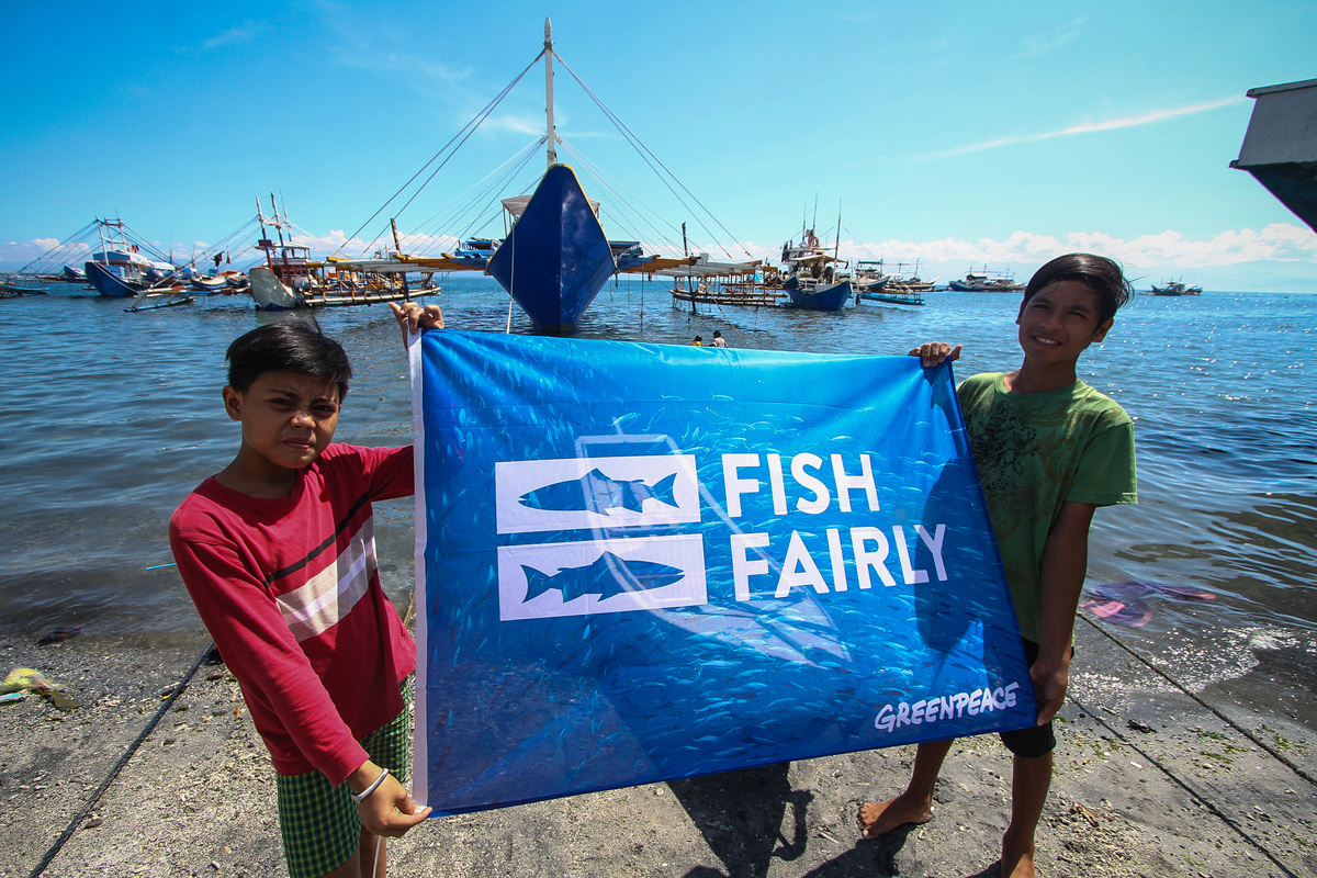 "Fish Fairly' Global Week of Action in The Philippines. © Karlos Manlupig / Greenpeace