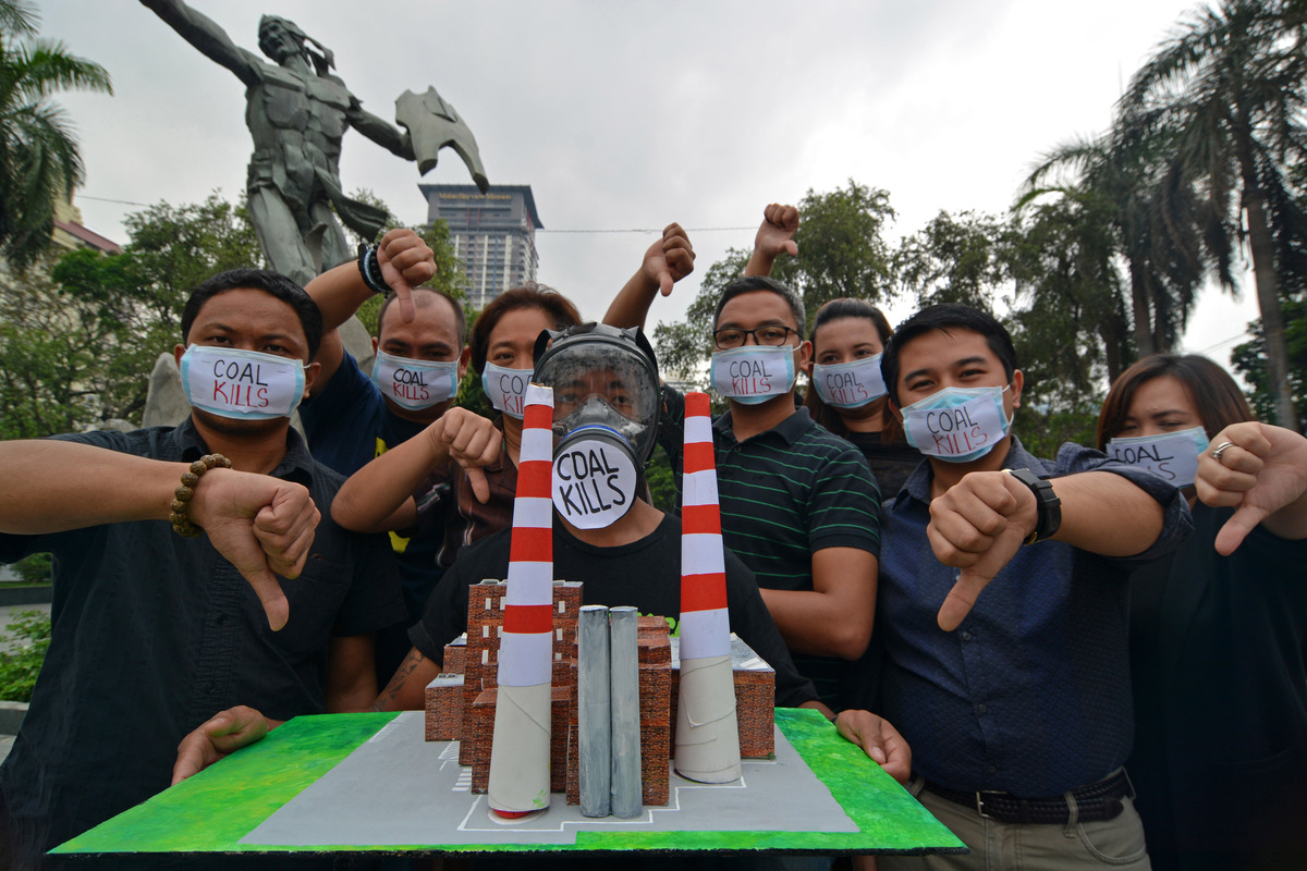 Coal: A Public Health Crisis Report Launch in the Philippines. © Roy Lagarde / Greenpeace