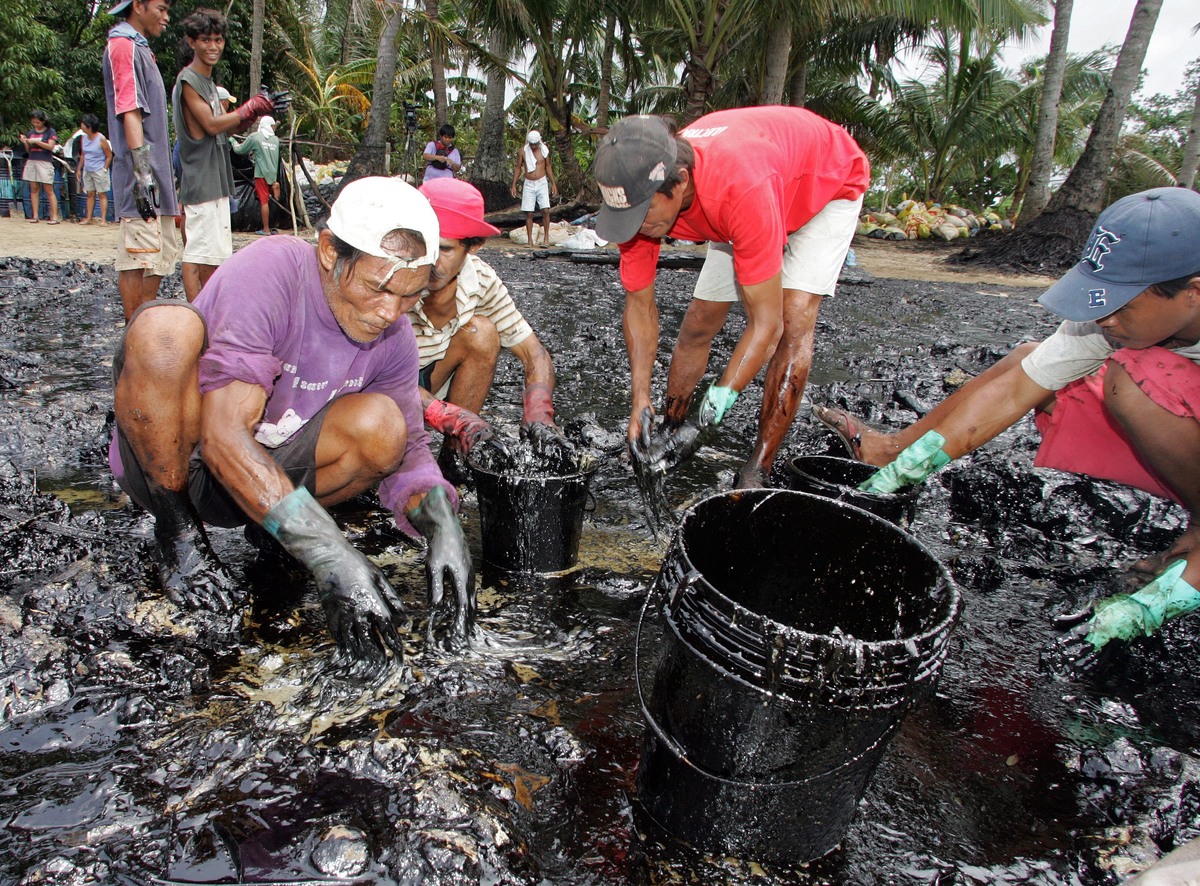 Greenpeace Statement On The Guimaras Oil Spill Incident Greenpeace Philippines