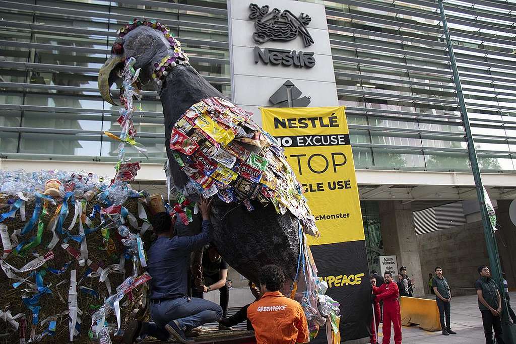 Plastic Monster Action at Nestle' Headquarters in Mexico. © Alejandro Pai / Greenpeace