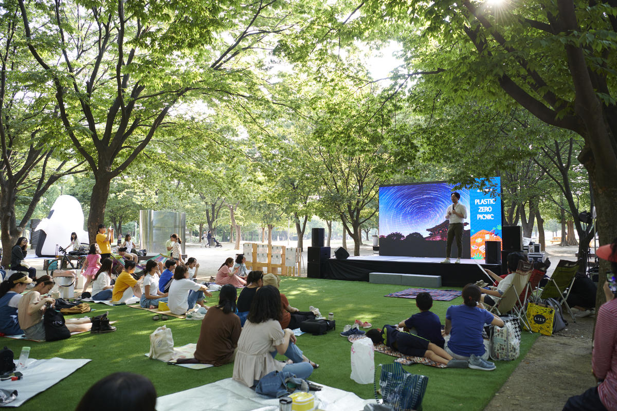 Plastic Zero Picnic Event in Seoul. © Jung-geun Augustine Park / Greenpeace