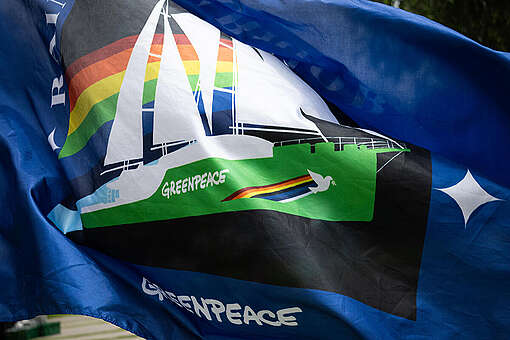 The Rainbow Warrior - Ocean Justice Ship Tour in Thailand. © Baramee  Temboonkiat / Greenpeace