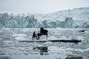 Composer and Pianist Ludovico Einaudi Performs in the Arctic Ocean. © Pedro Armestre / Greenpeace