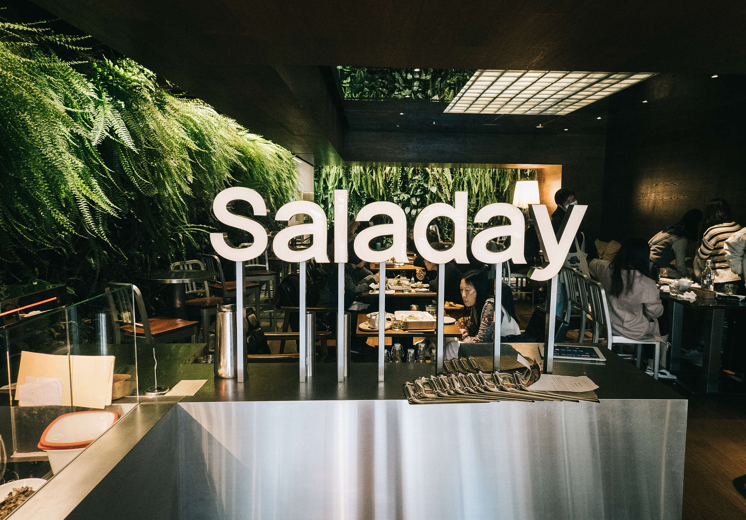 Saladay 蔬食餐廳 內部裝潢