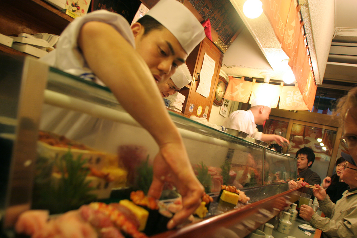 Sushi Chef - Tokyo Tuna Auctions 2006. © Greenpeace / Jeremy Sutton-Hibbert
