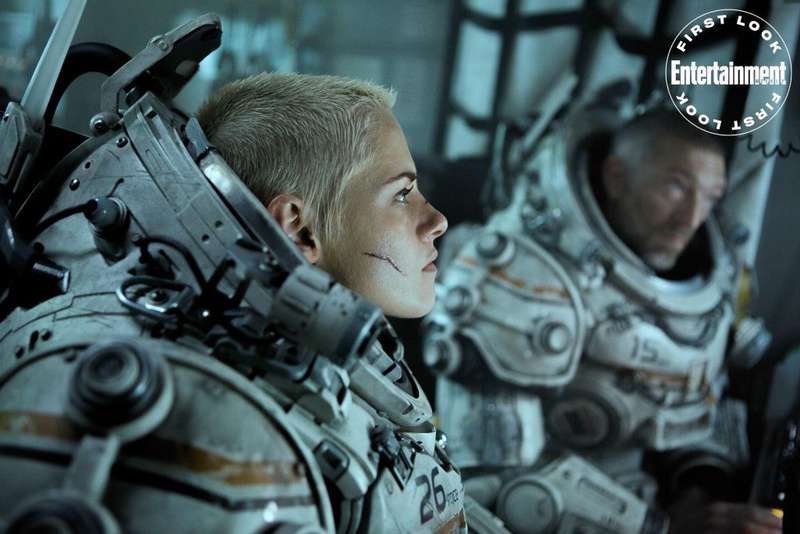 電影《深海終劫站》女主角由克莉絲汀史都華（Kristen Stewart）主演，劇中與深海工作站同事奮力逃生。