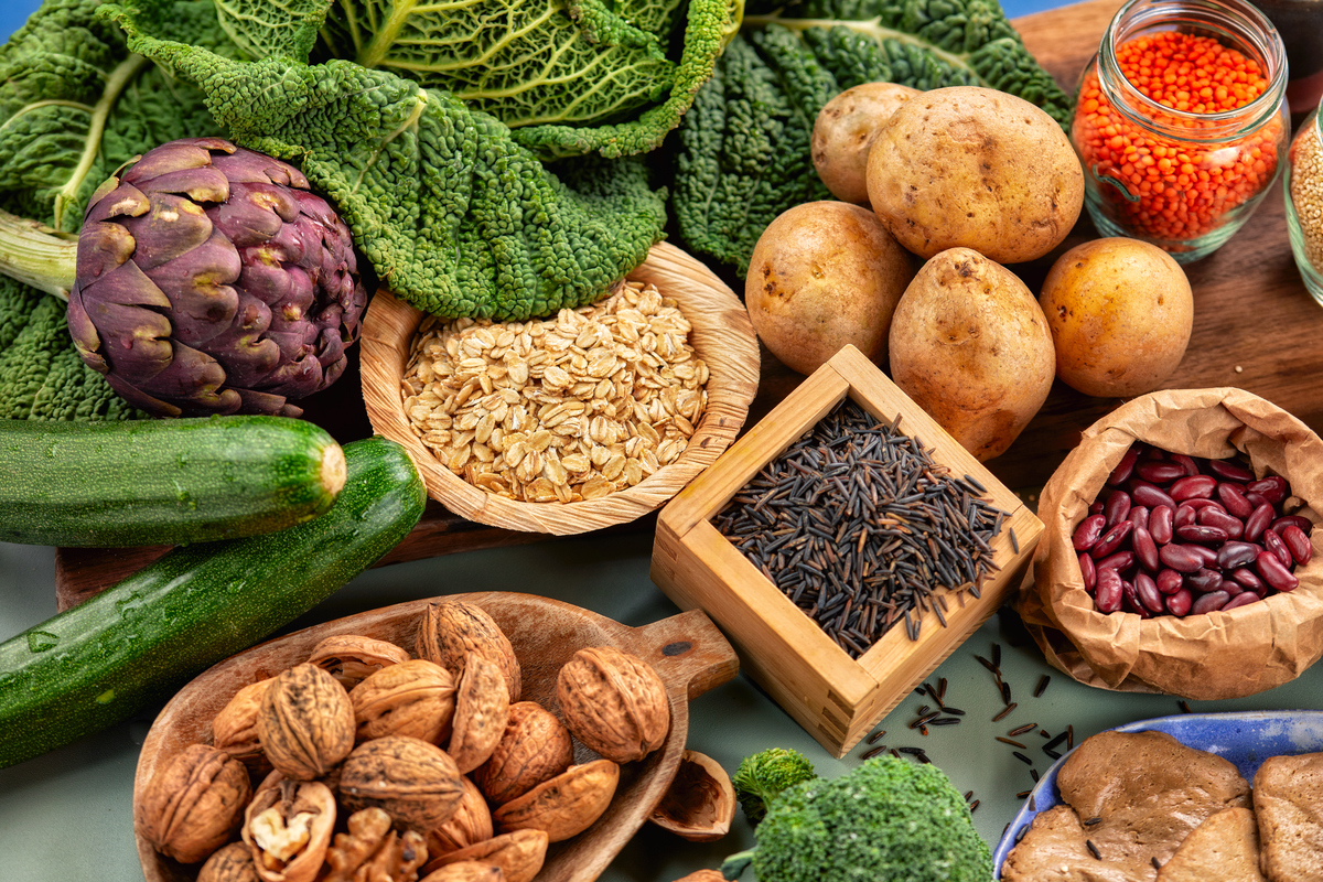 根據醫學雜誌《刺胳針》的研究，全球人類需再增加約50%的水果、蔬菜、堅果與豆類攝取。