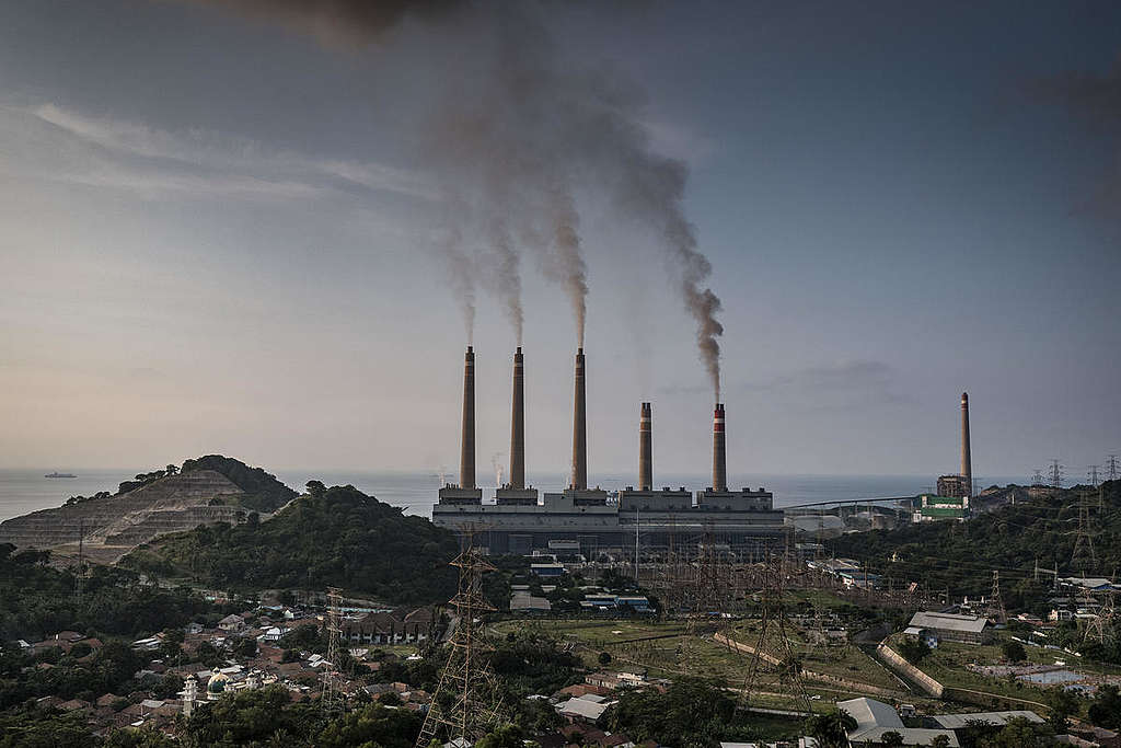 Coal Power Plants in Suralaya, Indonesia. © Ulet Ifansasti / Greenpeace