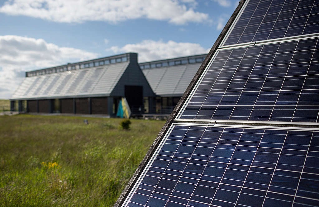 Samsoe's Energy Academy in Ballen Village. © Denis Sinyakov / Greenpeace