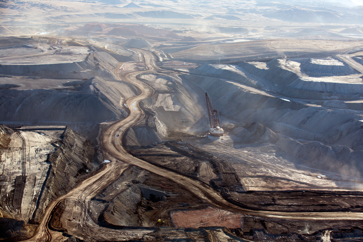 Black Thunder Coal Mine in USA. © Greenpeace / Tim Aubry