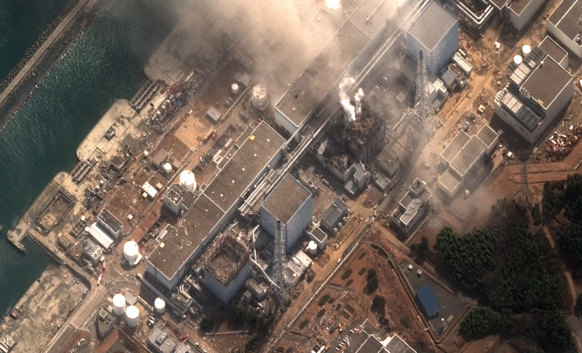 Fukushima I Nuclear Power Plant Damage. © DigitalGlobe / CC BY-NC-ND 2.0