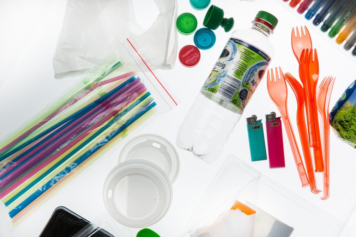 Product Shot of Plastic Items. © Fred Dott / Greenpeace