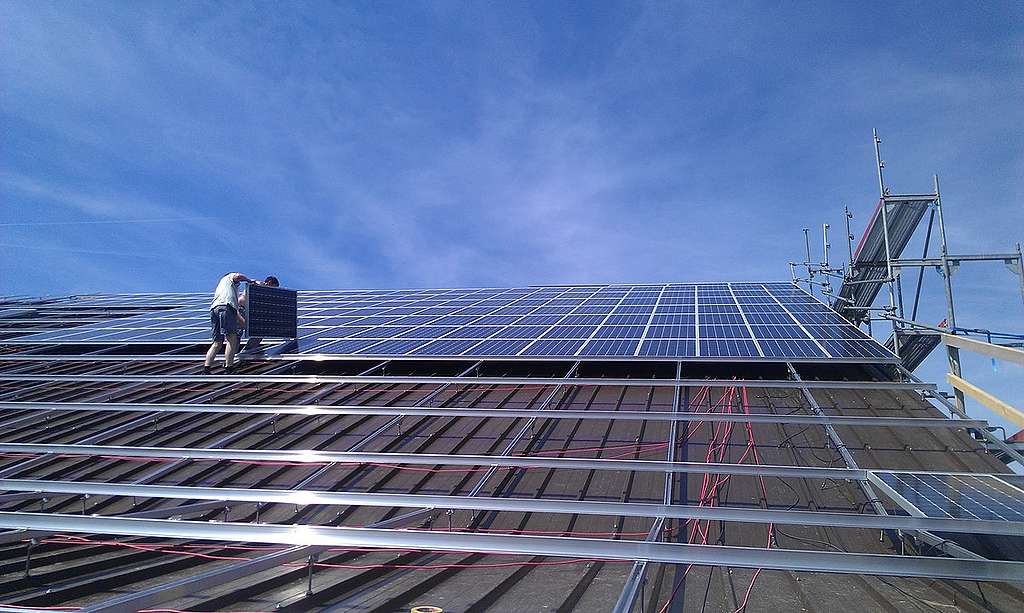 Solar Panel Installation in Switzerland. © Greenpeace / Philipp Rohner