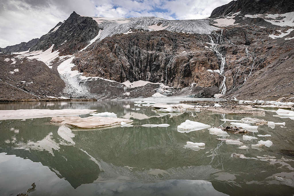 Climate Change Impact Austria - Glaciers. © Mitja  Kobal / Greenpeace