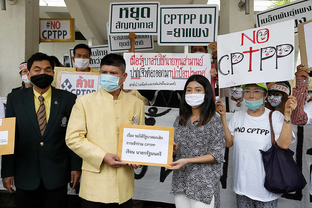 NO CPTPP Demonstration in Bangkok. © Tadchakorn  Kitchaiphon / Greenpeace