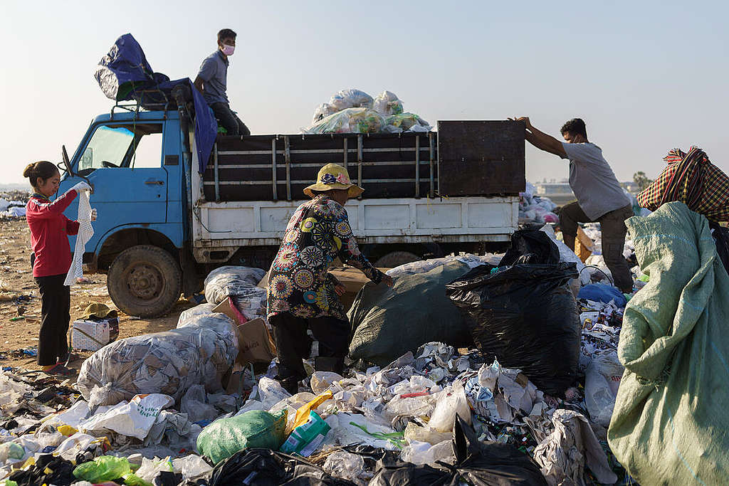 Waste Pickers, Cambodia.