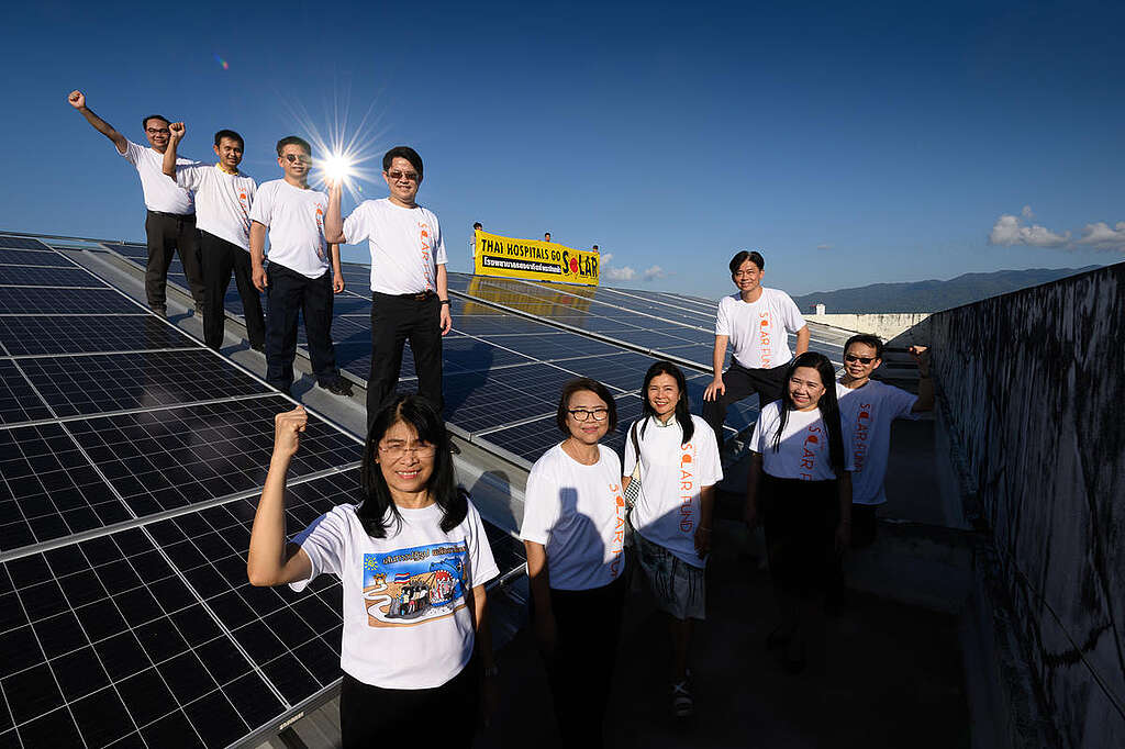 Solar Rooftop at Prapokklao Hospital in Thailand. © Roengchai  Kongmuang / Greenpeace