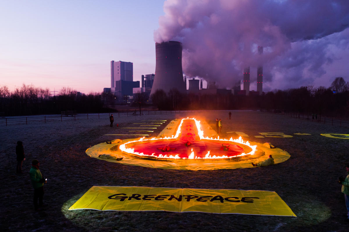 Action at Power Plant Niederaussem in Germany. © Greenpeace
