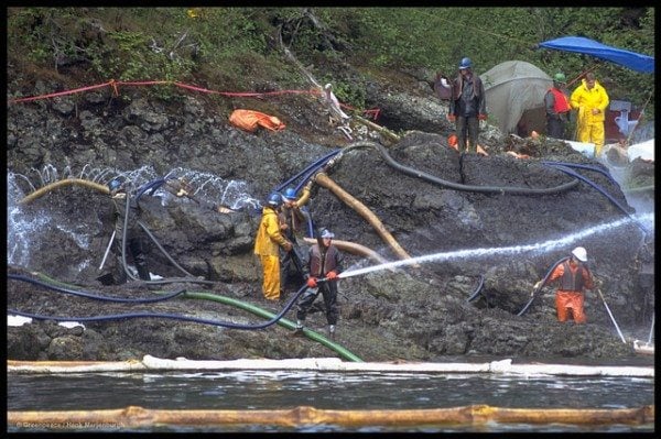 Clean up after Exxon Valdez oil spill using hot & cold water jets.