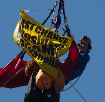 Shell Bridge Blockade in Portland