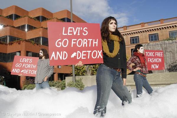 Detox Protest At Levi's Headquarters - Greenpeace USA