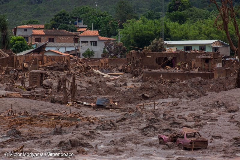 Destruction Caused by Toxic Mud Disaster in BrazilDesastre ambiental em  Mariana-MG - Greenpeace USA