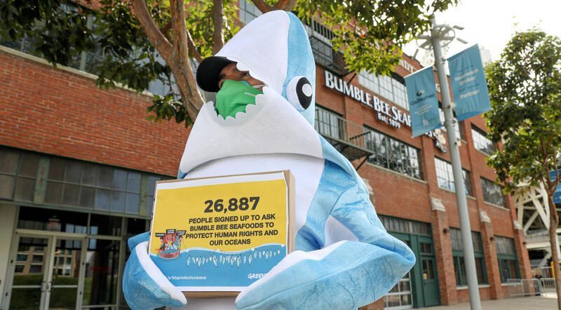 Bumble Bee Tuna Protest In San Diego Greenpeace USA   GP1SUX3G Web Size With Credit Line E1663342531354 